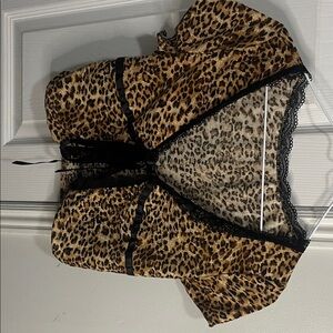 SHEIN Leopard Print Crop Top with Black Lace